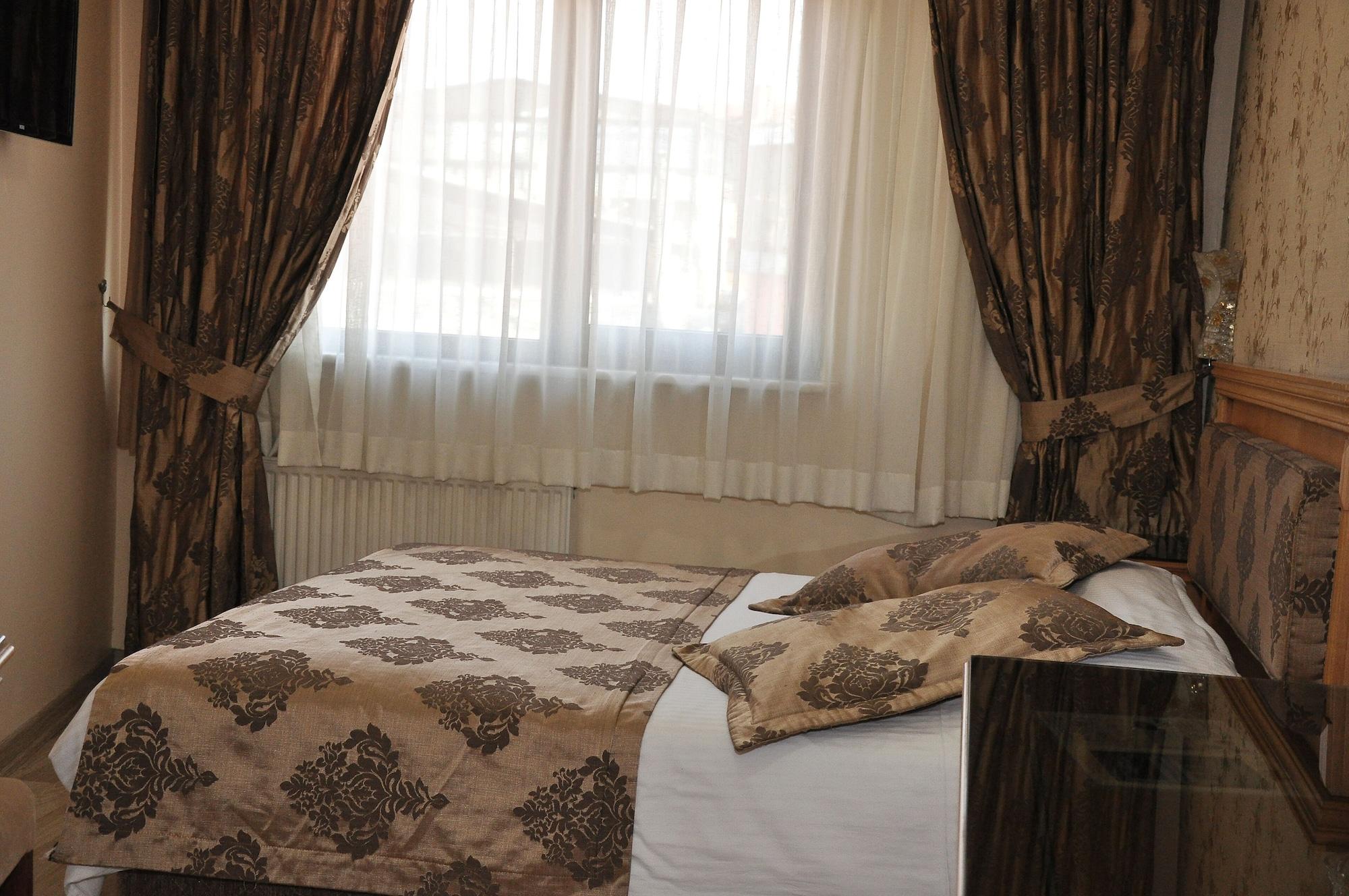 แกรนด์ ปาปิรุส โฮเต็ล Hotel อิสตันบูล ภายนอก รูปภาพ