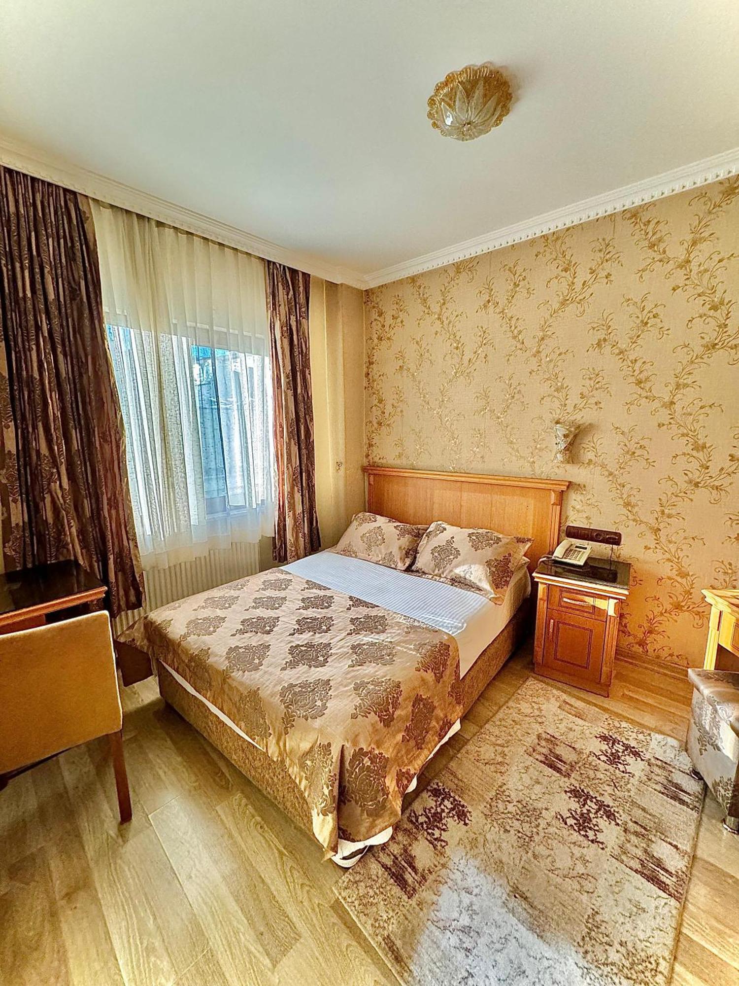 แกรนด์ ปาปิรุส โฮเต็ล Hotel อิสตันบูล ภายนอก รูปภาพ