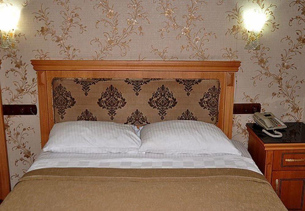 แกรนด์ ปาปิรุส โฮเต็ล Hotel อิสตันบูล ภายนอก รูปภาพ